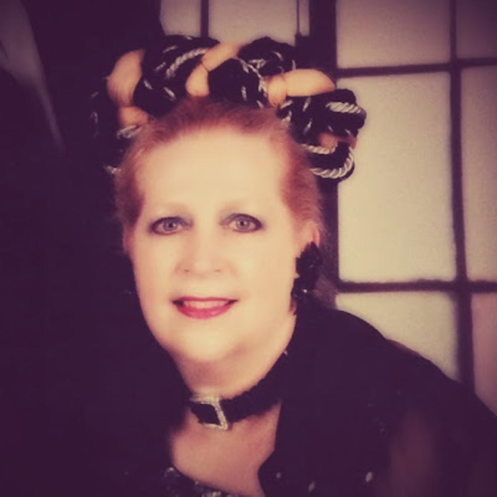 Meet your Posher, Linda